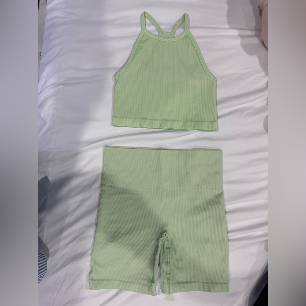 Green TNA Workout Set